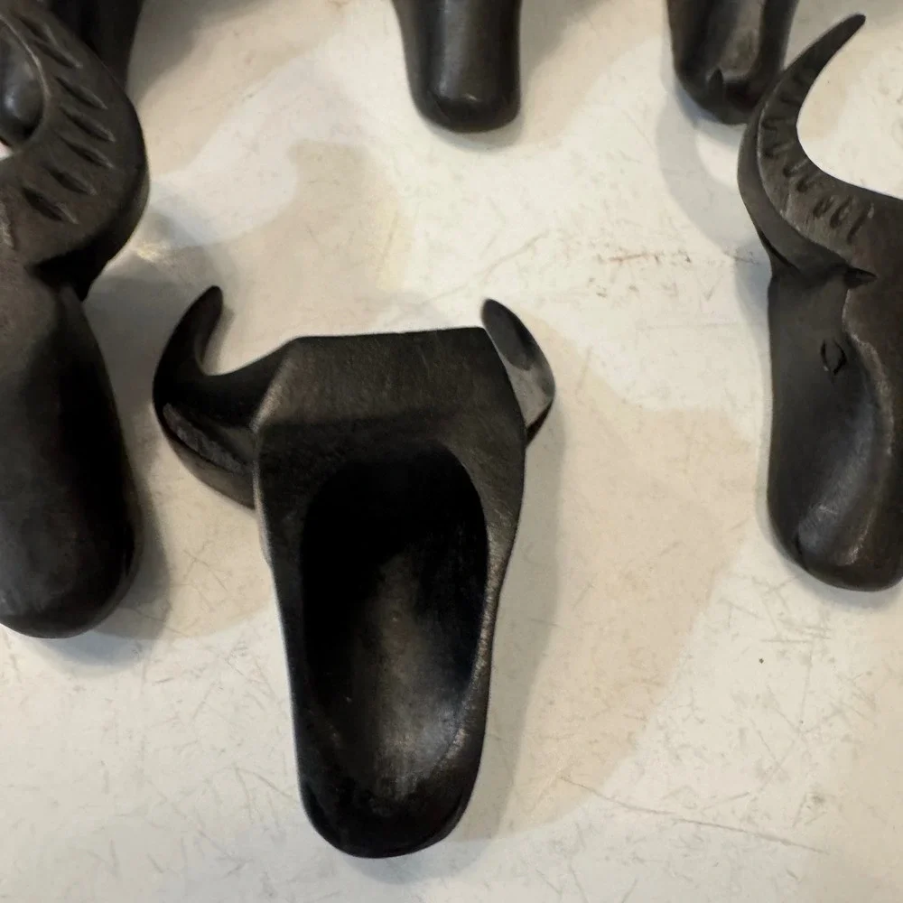Napkin Rings Set of 6 Dark Brown Wood Hand Carved Bull Head Rustic Southwestern